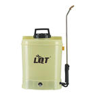 Features of plastic garden sprayer